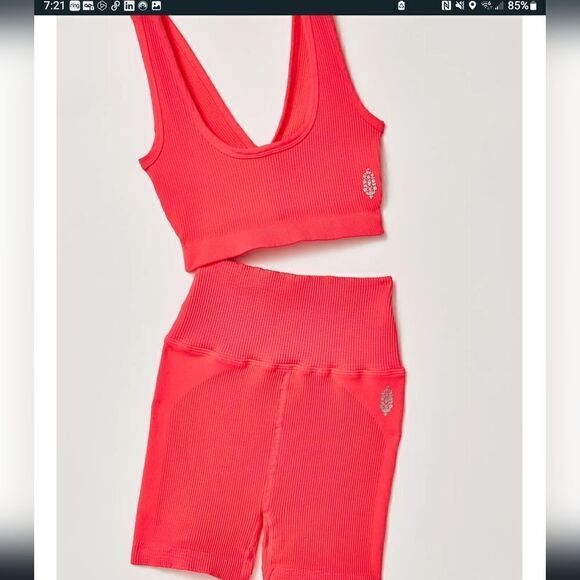 Free People Happiness Runs Run Bundle X/S Top & Bottom - Picture 1 of 5
